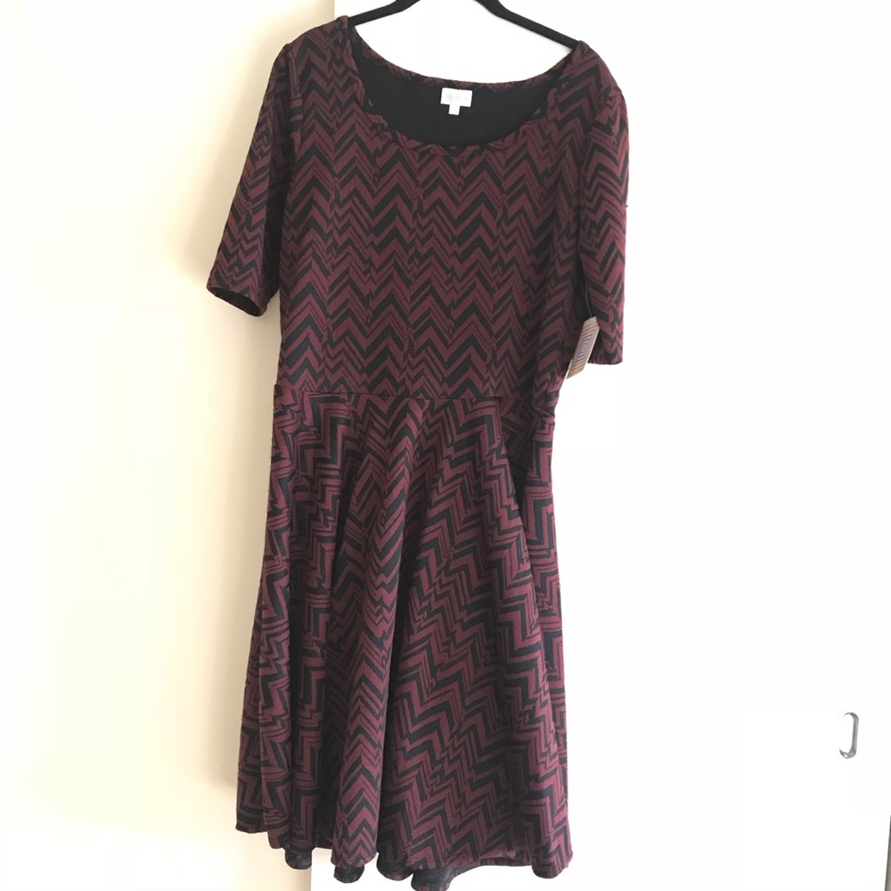 LuLaRoe Nicole 2XL Dress
